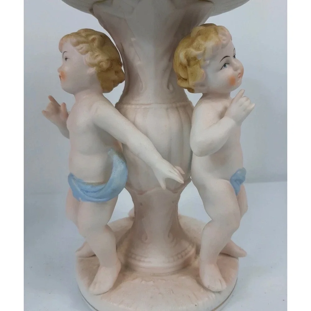 Vintage Porcelain Cherub Compote Bowl Gold‎ Gilt Putti Centerpiece Pedestal 9.5